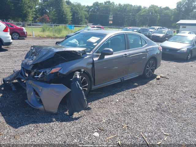 Продаж на аукціоні авто 2018 Toyota Camry Se, vin: 4T1B11HK2JU132507, номер лоту: 45900040