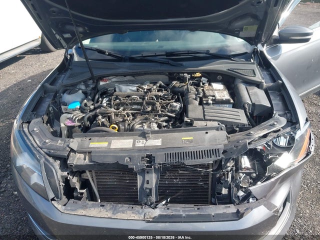 Продаж на аукціоні авто 2015 Volkswagen Passat 2.0l Tdi Sel Premium, vin: 1VWCV7A37FC049197, номер лоту: 45900125