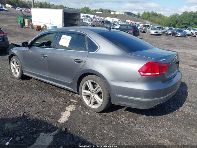 Продаж на аукціоні авто 2015 Volkswagen Passat 2.0l Tdi Sel Premium, vin: 1VWCV7A37FC049197, номер лоту: 45900125