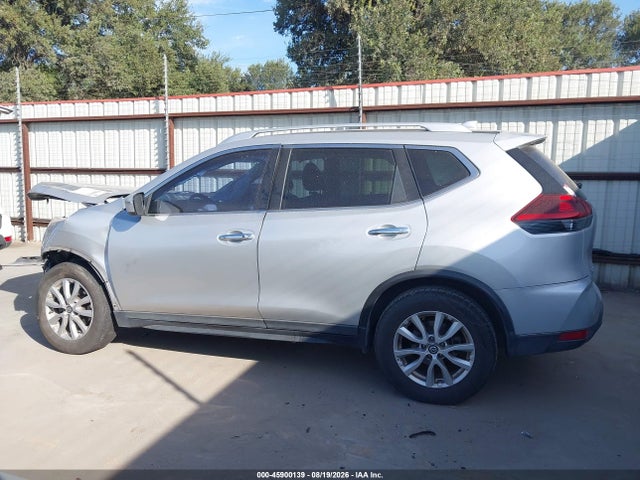 Продаж на аукціоні авто 2017 Nissan Rogue Sv, vin: KNMAT2MT0HP619633, номер лоту: 45900139