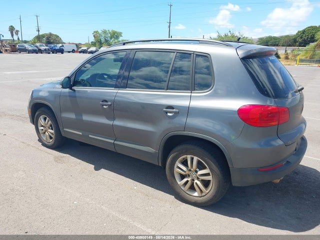 Продаж на аукціоні авто 2016 Volkswagen Tiguan S, vin: WVGAV7AXXGW556216, номер лоту: 45900149