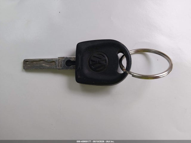 2001 Volkswagen New Beetle Gls 1.8l Turbo მანქანა იყიდება აუქციონზე, vin: 3VWCC21C01M403321, აუქციონის ნომერი: 45900177