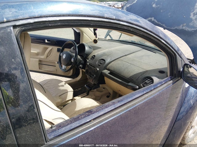 2001 Volkswagen New Beetle Gls 1.8l Turbo მანქანა იყიდება აუქციონზე, vin: 3VWCC21C01M403321, აუქციონის ნომერი: 45900177