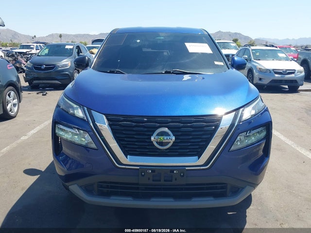 45900187 :رقم المزاد ، 5N1AT3BBXMC776051 vin ، 2021 Nissan Rogue Sv Intelligent Awd مزاد بيع