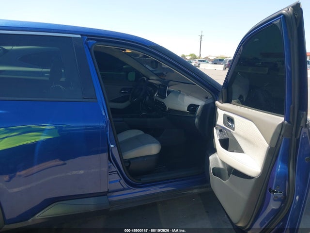 45900187 :رقم المزاد ، 5N1AT3BBXMC776051 vin ، 2021 Nissan Rogue Sv Intelligent Awd مزاد بيع