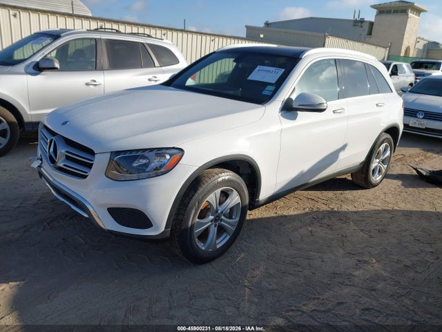 45900231 :رقم المزاد ، WDC0G4JB1JV054425 vin ، 2018 Mercedes-benz Glc 300 مزاد بيع