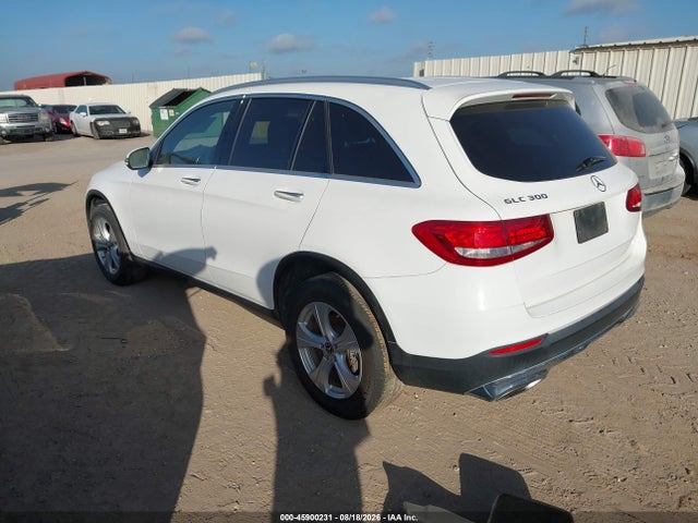 45900231 :رقم المزاد ، WDC0G4JB1JV054425 vin ، 2018 Mercedes-benz Glc 300 مزاد بيع