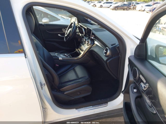 45900231 :رقم المزاد ، WDC0G4JB1JV054425 vin ، 2018 Mercedes-benz Glc 300 مزاد بيع