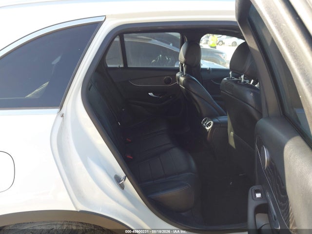 45900231 :رقم المزاد ، WDC0G4JB1JV054425 vin ، 2018 Mercedes-benz Glc 300 مزاد بيع