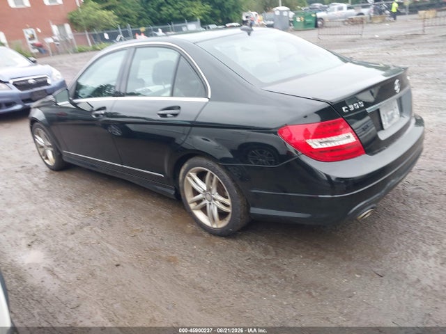 45900237 :رقم المزاد ، WDDGF8AB4DG130054 vin ، 2013 Mercedes-benz C 300 Sport 4matic مزاد بيع