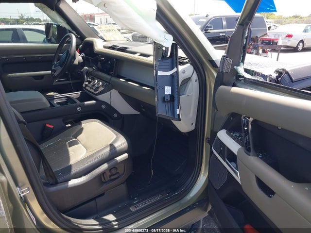 2022 Land Rover Defender 110 X-dynamic Hse მანქანა იყიდება აუქციონზე, vin: SALE37RU0N2082795, აუქციონის ნომერი: 45900273