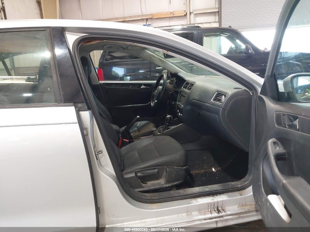 Продаж на аукціоні авто 2011 Volkswagen Jetta 2.5l Se, vin: 3VWDX7AJ4BM335031, номер лоту: 45900293
