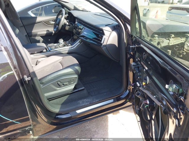 2020 Audi Q7 Premium Plus 55 Tfsi Quattro Tiptronic მანქანა იყიდება აუქციონზე, vin: WA1LXAF71LD005704, აუქციონის ნომერი: 45900324