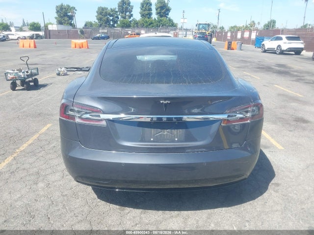 Продаж на аукціоні авто 2018 Tesla Model S 100d/75d/p100d, vin: 5YJSA1E20JF282987, номер лоту: 45900343