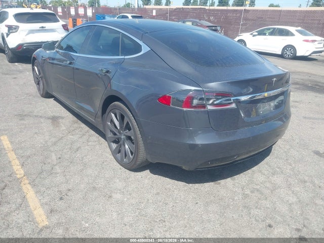Продаж на аукціоні авто 2018 Tesla Model S 100d/75d/p100d, vin: 5YJSA1E20JF282987, номер лоту: 45900343
