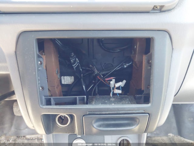 Продажа на аукционе авто 1998 Nissan Frontier Standard/xe, vin: 1N6DD21S8WC339241, номер лота: 45900360
