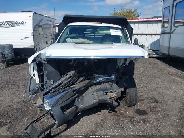 Aukcja sprzedaży 2010 Chevrolet Silverado 3500hd Chassis Work Truck, vin: 1GB6KZBK4AF124170, numer aukcji: 45900378