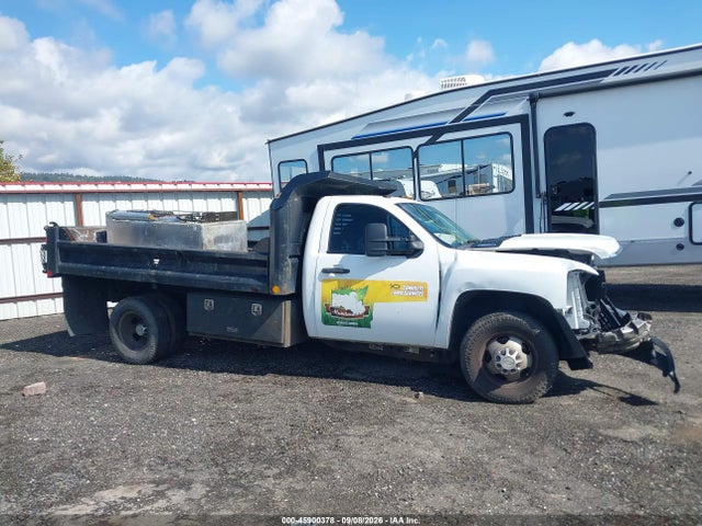 Aukcja sprzedaży 2010 Chevrolet Silverado 3500hd Chassis Work Truck, vin: 1GB6KZBK4AF124170, numer aukcji: 45900378