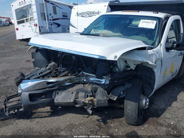 Aukcja sprzedaży 2010 Chevrolet Silverado 3500hd Chassis Work Truck, vin: 1GB6KZBK4AF124170, numer aukcji: 45900378