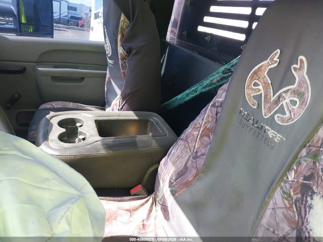 Aukcja sprzedaży 2010 Chevrolet Silverado 3500hd Chassis Work Truck, vin: 1GB6KZBK4AF124170, numer aukcji: 45900378