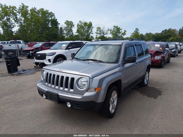 45900391 :رقم المزاد ، 1C4NJRFB9GD697509 vin ، 2016 Jeep Patriot Latitude مزاد بيع