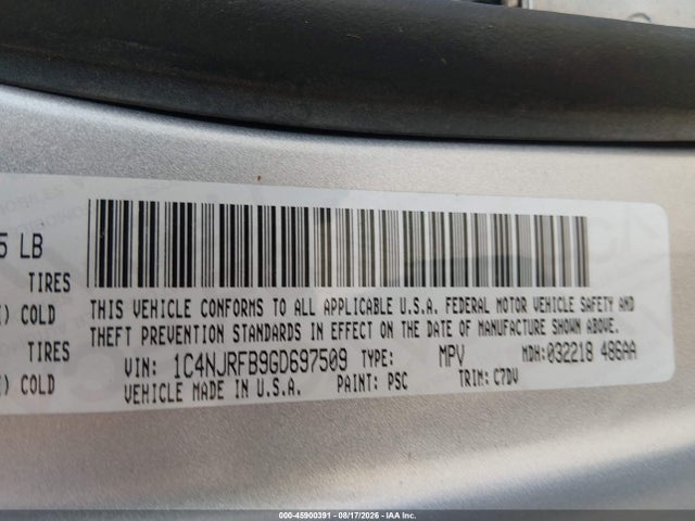 45900391 :رقم المزاد ، 1C4NJRFB9GD697509 vin ، 2016 Jeep Patriot Latitude مزاد بيع