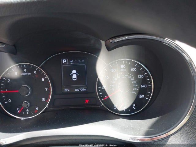 45900397 :رقم المزاد ، 3KPFL4A73JE222433 vin ، 2018 Kia Forte Lx مزاد بيع