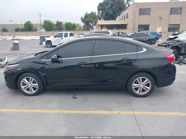 Chevrolet Cruze Lt Auto 2018 1G1BE5SM6J7247225 Image 15