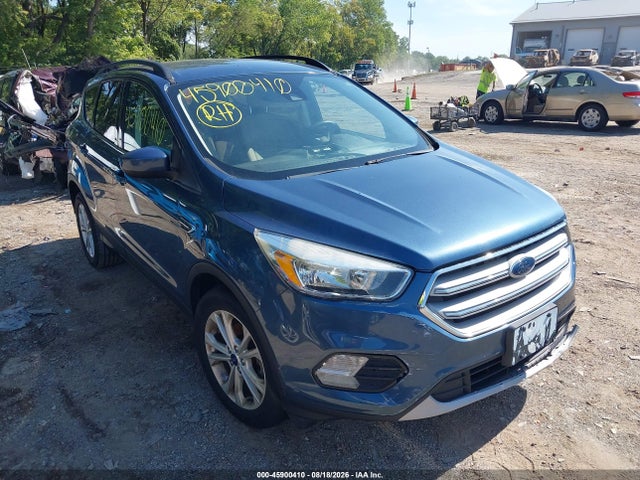 Продажа на аукционе авто 2018 Ford Escape Se, vin: 1FMCU0GD4JUC49949, номер лота: 45900410
