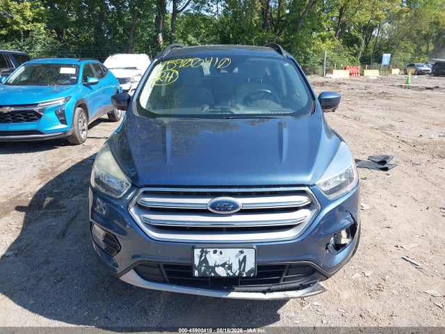 Продажа на аукционе авто 2018 Ford Escape Se, vin: 1FMCU0GD4JUC49949, номер лота: 45900410