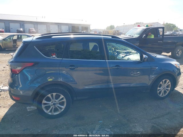 Продажа на аукционе авто 2018 Ford Escape Se, vin: 1FMCU0GD4JUC49949, номер лота: 45900410