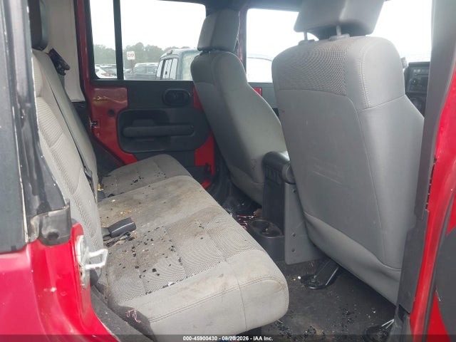 2007 Jeep Wrangler Unlimited Rubicon მანქანა იყიდება აუქციონზე, vin: 1J4GA69137L133154, აუქციონის ნომერი: 45900430