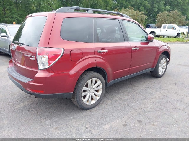 Продажа на аукционе авто 2011 Subaru Forester 2.5x Premium, vin: JF2SHADC1BH772427, номер лота: 45900457