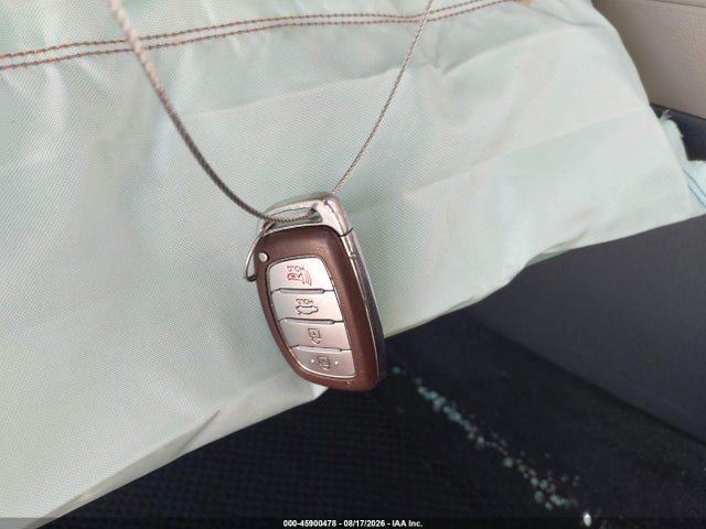 45900478 :رقم المزاد ، KMHD84LF6HU177783 vin ، 2017 Hyundai Elantra Se مزاد بيع