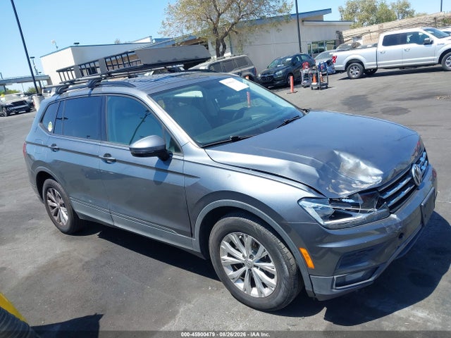 2018 Volkswagen Tiguan 2.0t S მანქანა იყიდება აუქციონზე, vin: 3VV1B7AX3JM032038, აუქციონის ნომერი: 45900479