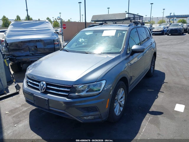 2018 Volkswagen Tiguan 2.0t S მანქანა იყიდება აუქციონზე, vin: 3VV1B7AX3JM032038, აუქციონის ნომერი: 45900479