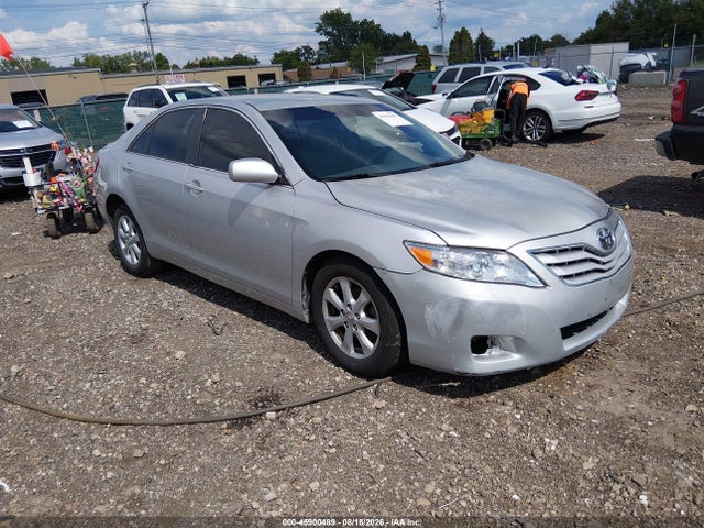 45900489 :رقم المزاد ، 4T1BK3EK0BU613855 vin ، 2011 Toyota Camry Le V6 مزاد بيع
