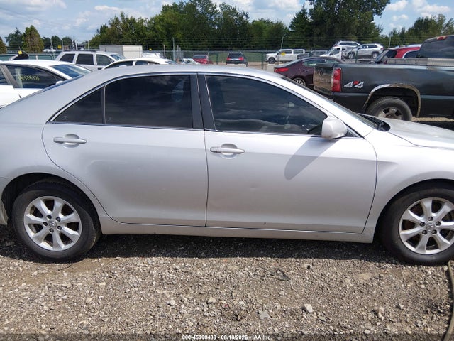 45900489 :رقم المزاد ، 4T1BK3EK0BU613855 vin ، 2011 Toyota Camry Le V6 مزاد بيع