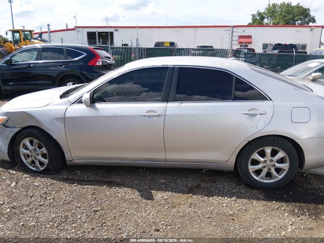 45900489 :رقم المزاد ، 4T1BK3EK0BU613855 vin ، 2011 Toyota Camry Le V6 مزاد بيع