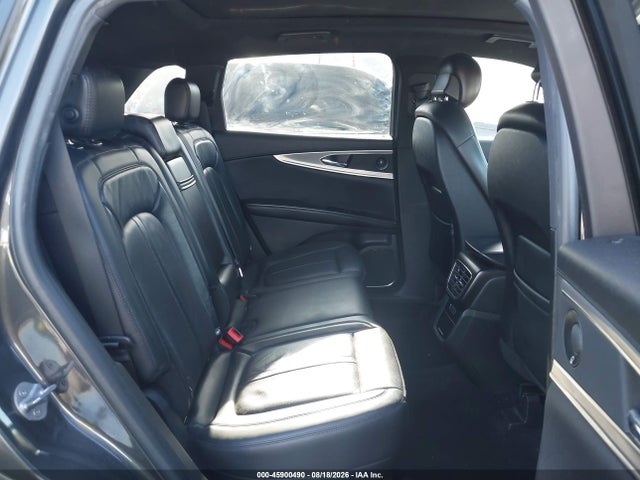 45900490 :رقم المزاد ، 2LMPJ6LP7KBL51304 vin ، 2019 Lincoln Nautilus Reserve مزاد بيع