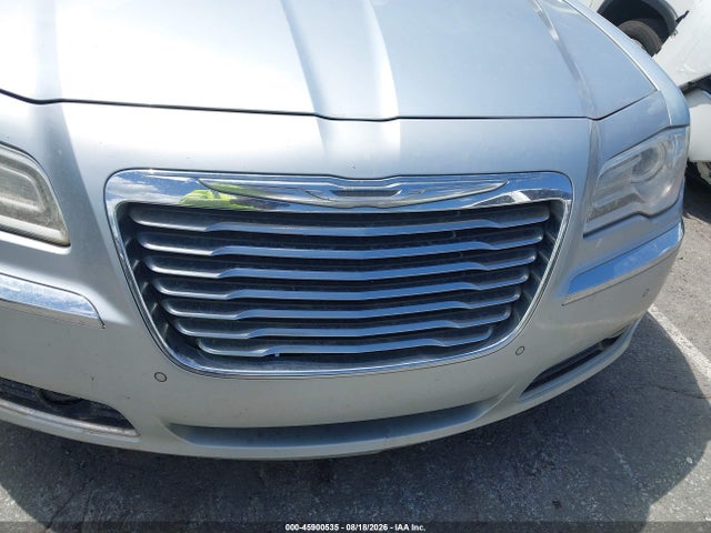 2013 Chrysler 300c მანქანა იყიდება აუქციონზე, vin: 2C3CCAEG2DH685317, აუქციონის ნომერი: 45900535