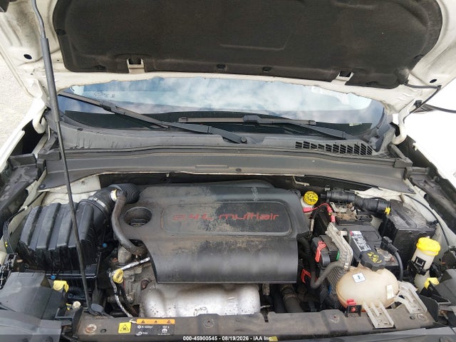 Продаж на аукціоні авто 2016 Jeep Renegade Latitude, vin: ZACCJBBT7GPE18704, номер лоту: 45900545