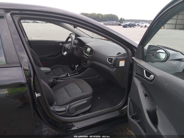 Продаж на аукціоні авто 2018 Hyundai Ioniq Hybrid Blue, vin: KMHC65LC4JU062358, номер лоту: 45900569