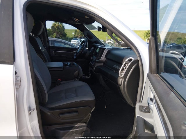 2021 Ram 1500 Big Horn  4x4 5'7 Box მანქანა იყიდება აუქციონზე, vin: 1C6RRFFG7MN744358, აუქციონის ნომერი: 45900575