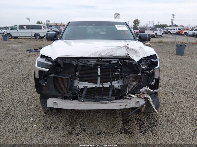 Продажа на аукционе авто 2022 Toyota Tundra Sr5, vin: 5TFLA5EC1NX003238, номер лота: 45900605
