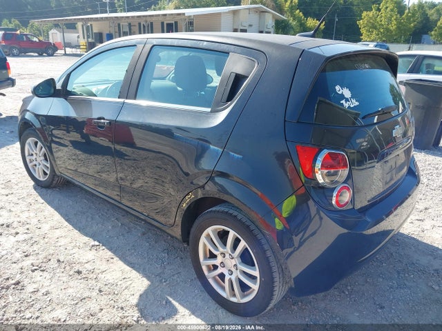 45900622 :رقم المزاد ، 1G1JC6SH5D4233011 vin ، 2013 Chevrolet Sonic Lt Auto مزاد بيع