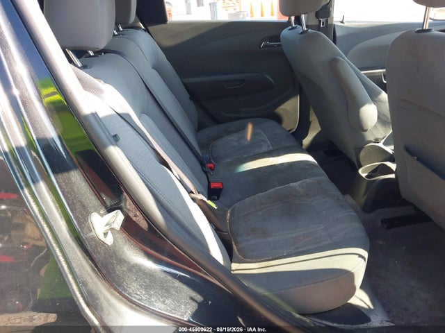 45900622 :رقم المزاد ، 1G1JC6SH5D4233011 vin ، 2013 Chevrolet Sonic Lt Auto مزاد بيع
