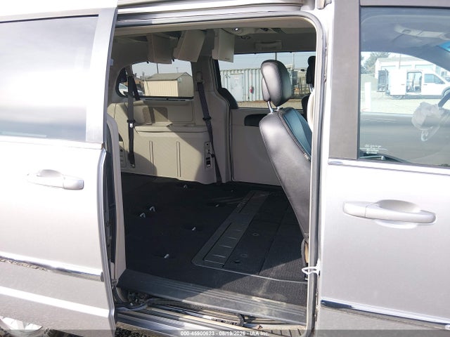 Auction sale of the 2015 Chrysler Town & Country Touring, vin: 2C4RC1BG0FR626998, lot number: 45900623