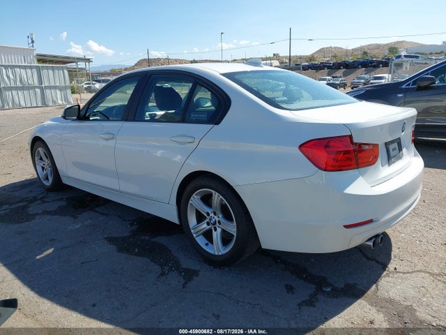 45900682 :رقم المزاد ، WBA3C1G55DNR45236 vin ، 2013 Bmw 328i مزاد بيع