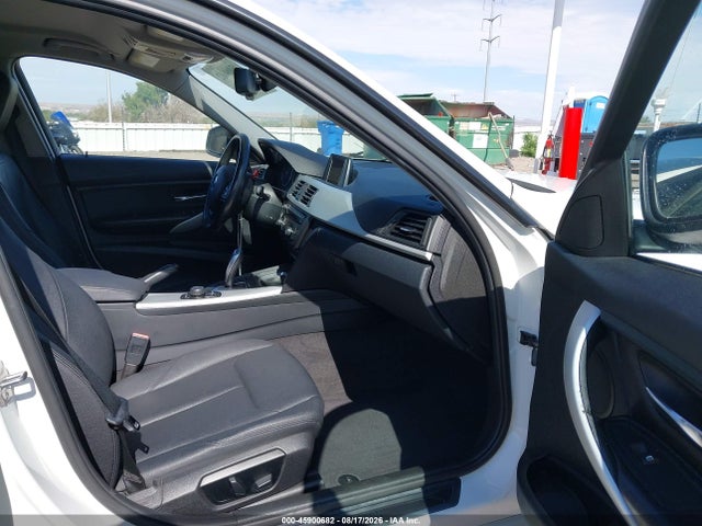 45900682 :رقم المزاد ، WBA3C1G55DNR45236 vin ، 2013 Bmw 328i مزاد بيع
